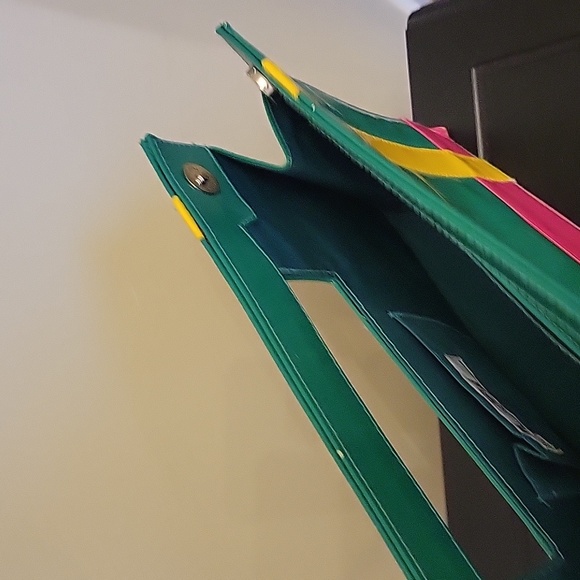 Wild Rose Color Block Clutch Purse - Picture 4 of 4